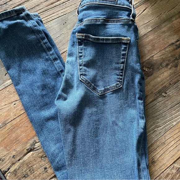 🎉 HP 🎉 AG Super High Waisted (Mila) Jeans - Picture 3 of 7